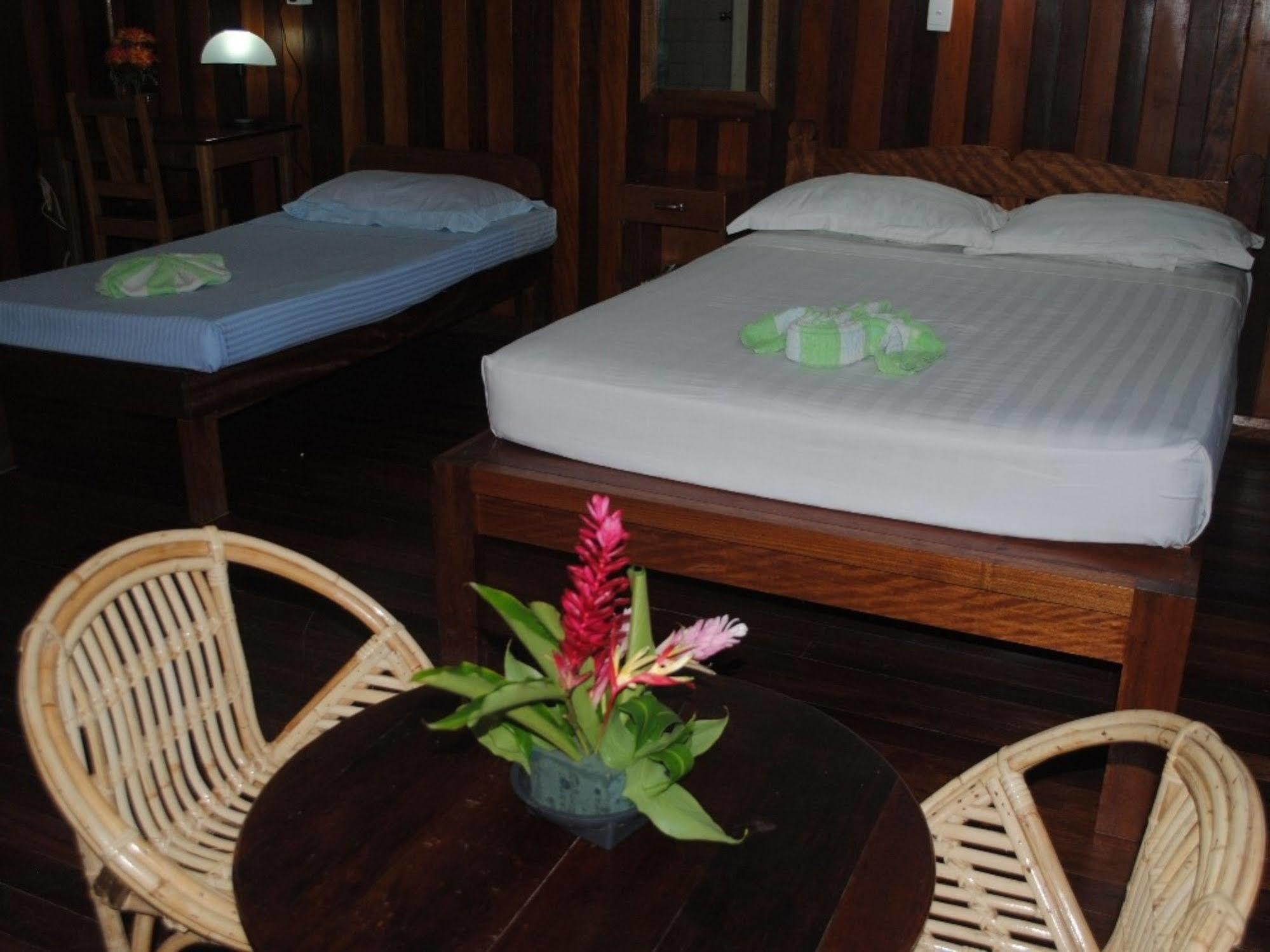 Rekona Lodge Гизо Экстерьер фото